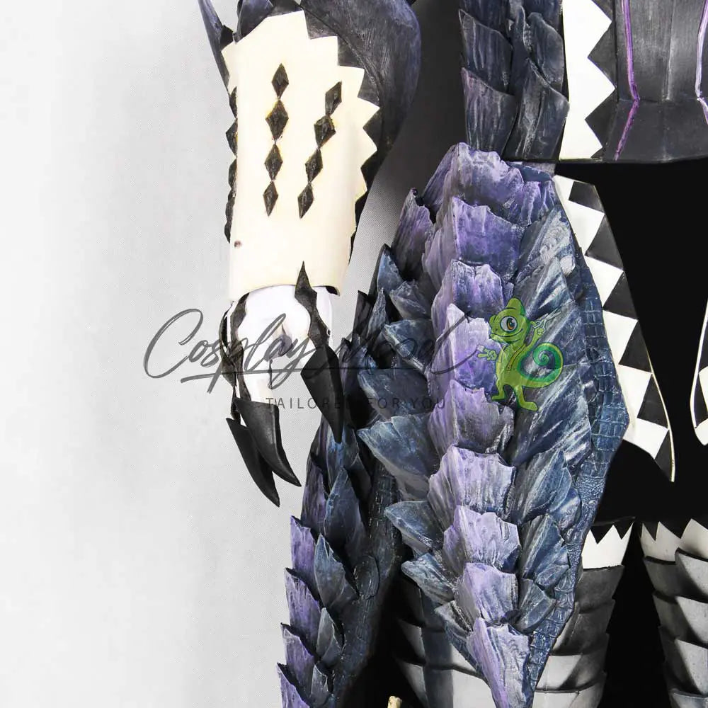 Armatura-Cosplay-Alatreon-Armor-High-Rank-Monster-Hunter-8
