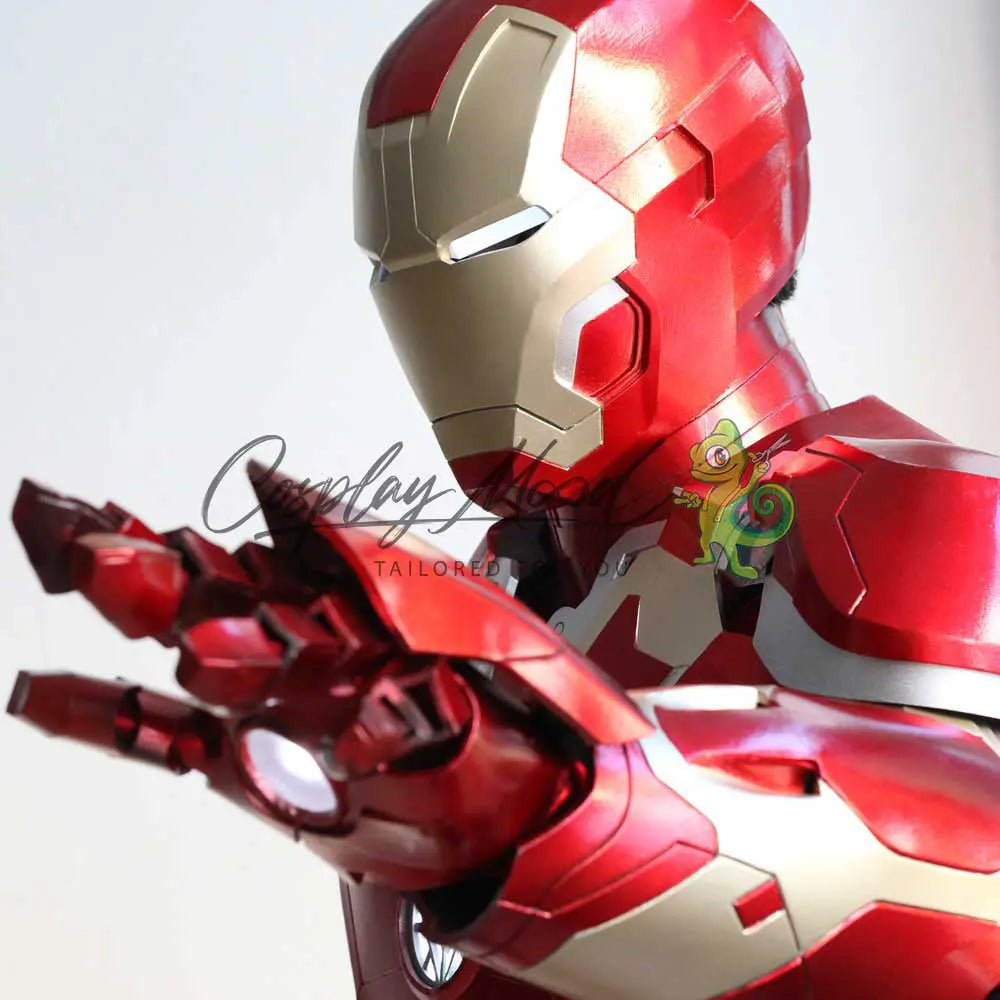 Armatura Cosplay Indossabile Iron Man Mark 43 Marvel Cosplaymood armatura-cosplay-indossabile-iron-man-mark-43-marvel-cosplaymood