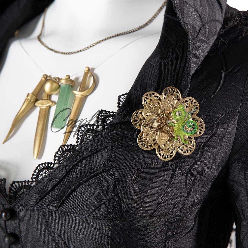 Costume-Cosplay-Daniela-Dimitrescu-Resident-Evil-Village-10