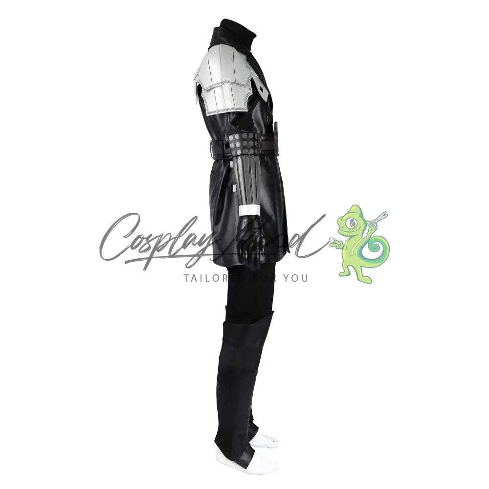 Costume-Cosplay-Sephiroth-giovane-Final-Fantasy-VII-Before-Crisis-4