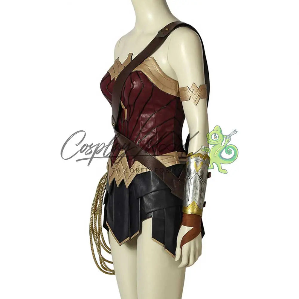 Costume-Cosplay-Wonder-Woman-Justice-League-DCU-2
