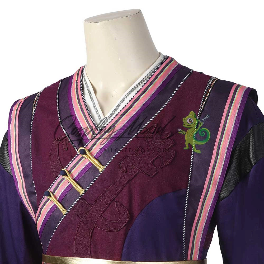 Costume-Cosplay-Wong-Doctor-Strange-2-multiverso-della-follia-Marvel-6