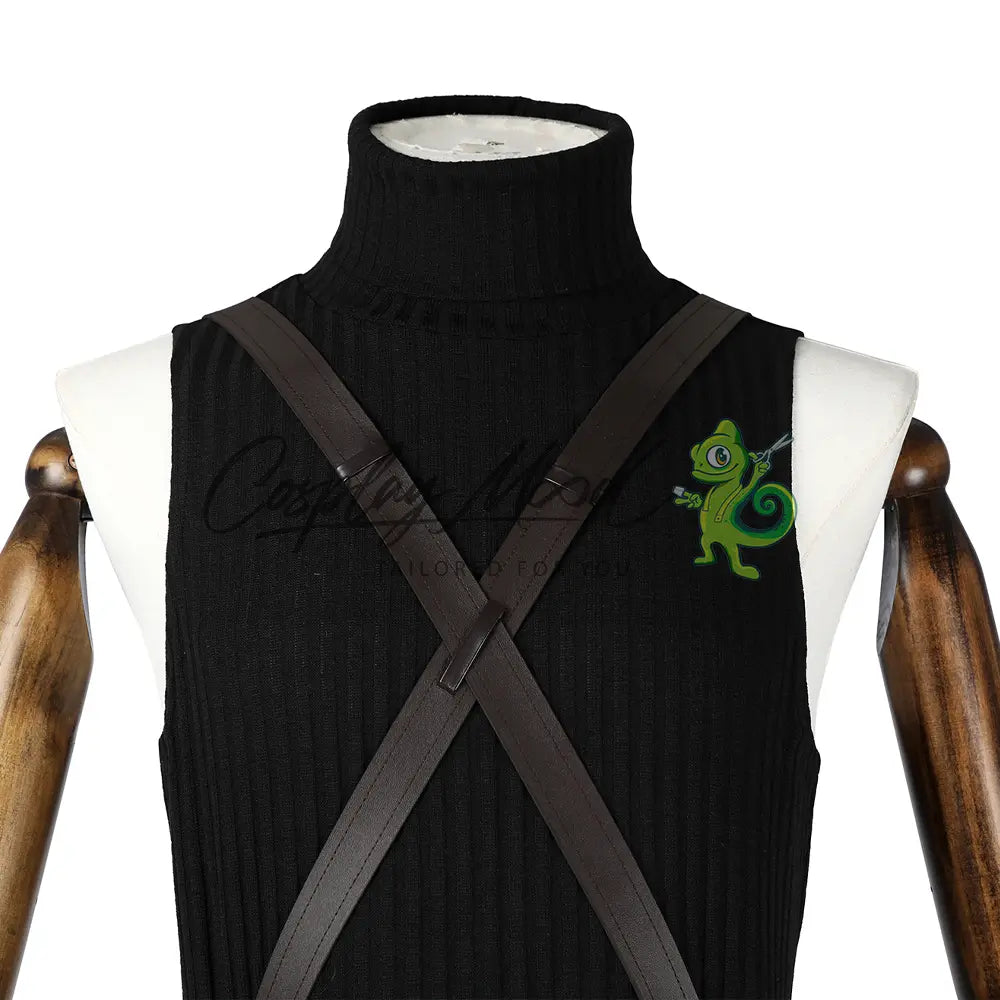 Costume-Cosplay-Sephiroth-giovane-Final-Fantasy-VII-Before-Crisis-16