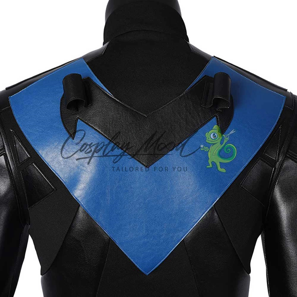 Costume-cosplay-Nightwing-Gotham-Knights-11